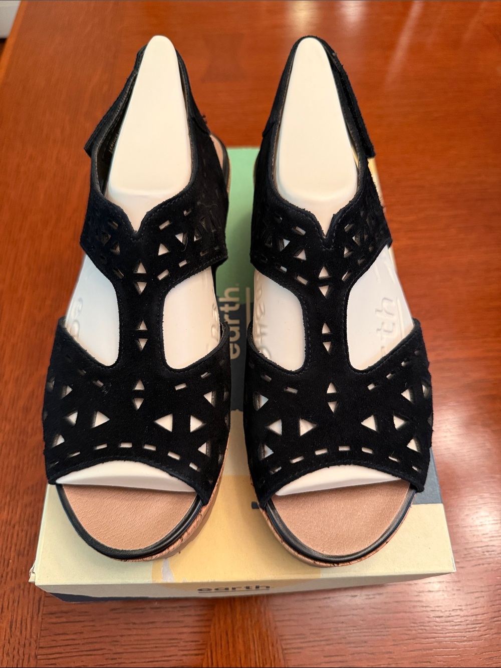Earth Black Cork Wedge Sandals Women Size 6 - Picture 3 of 13